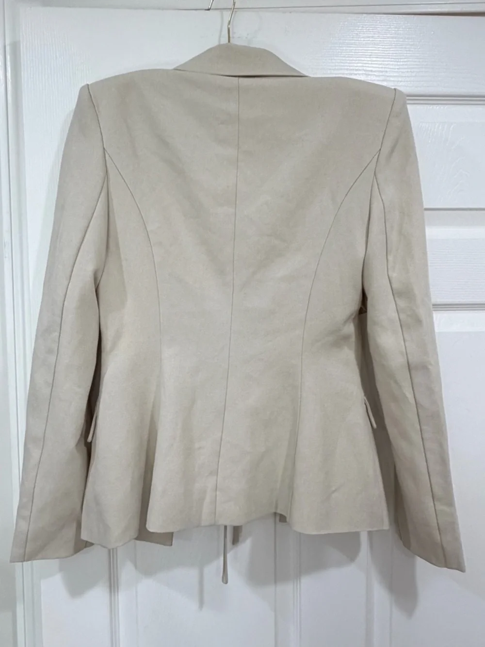 Bobbles & Lace beige blazer lace-up, hollow-out front design size M - Picture 8 of 8